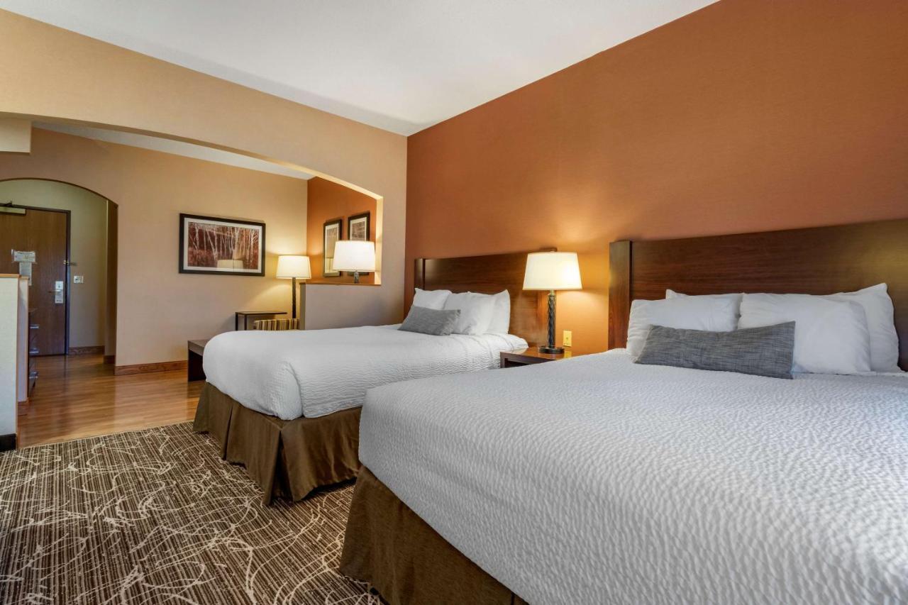 Best Western Plus Chelsea Hotel Monticello Ngoại thất bức ảnh