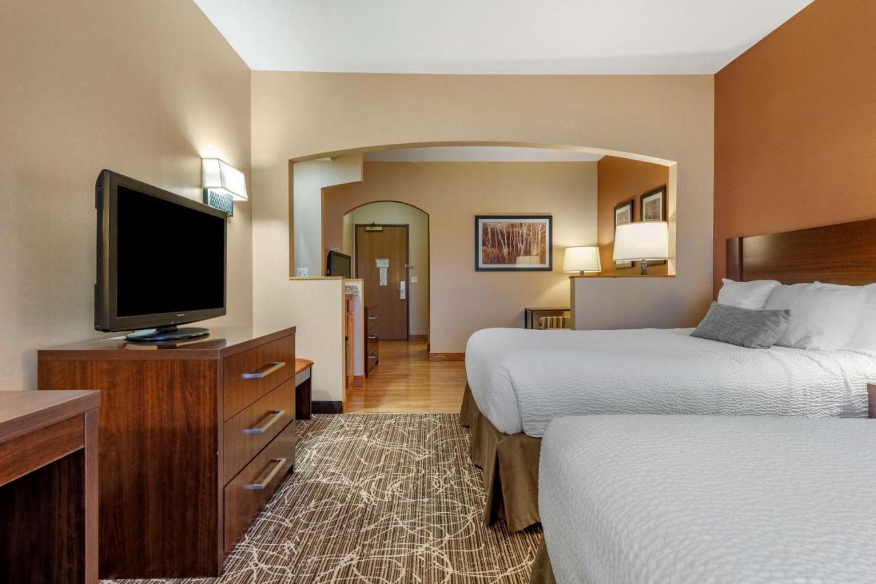 Best Western Plus Chelsea Hotel Monticello Ngoại thất bức ảnh