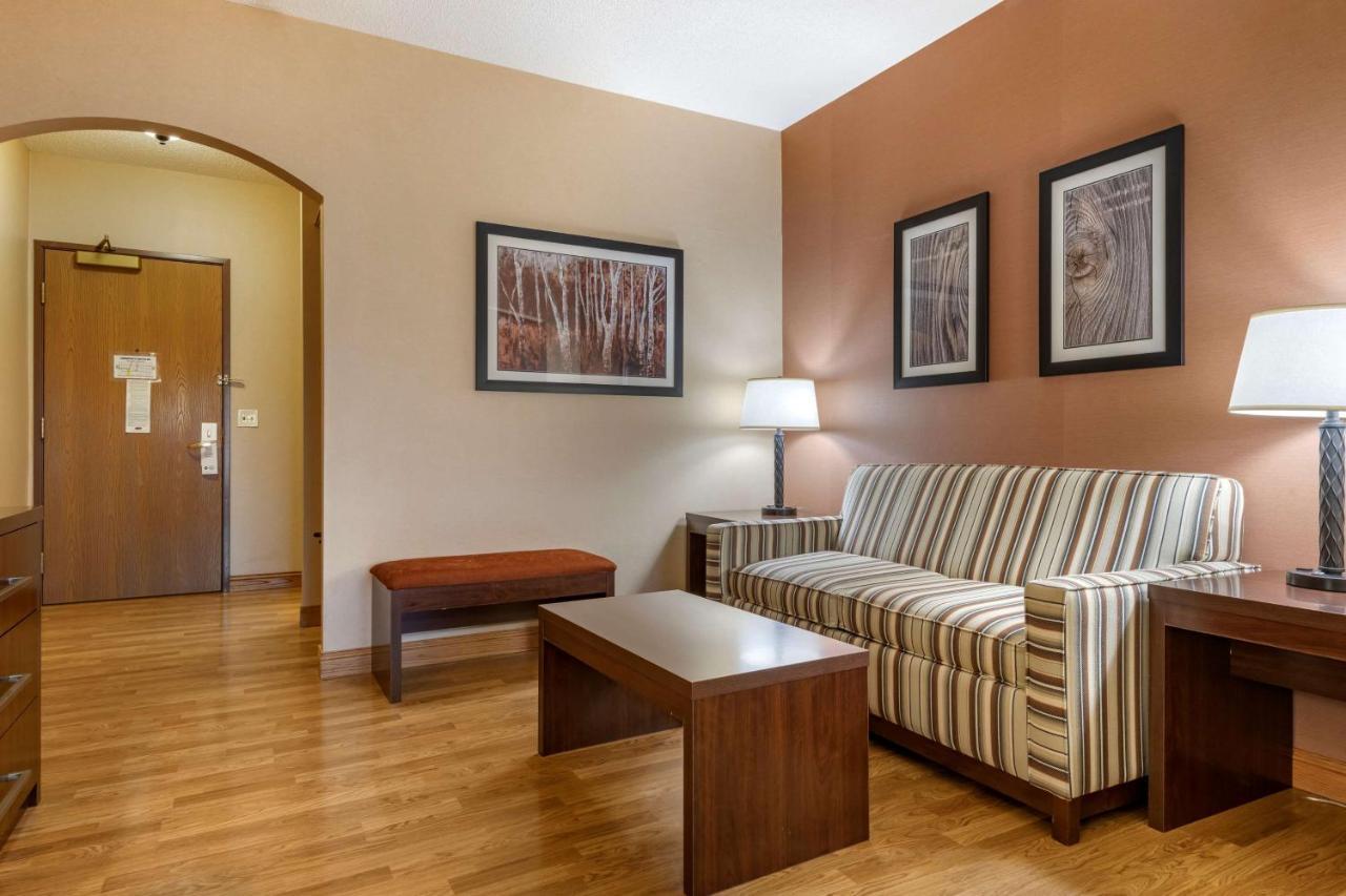 Best Western Plus Chelsea Hotel Monticello Ngoại thất bức ảnh