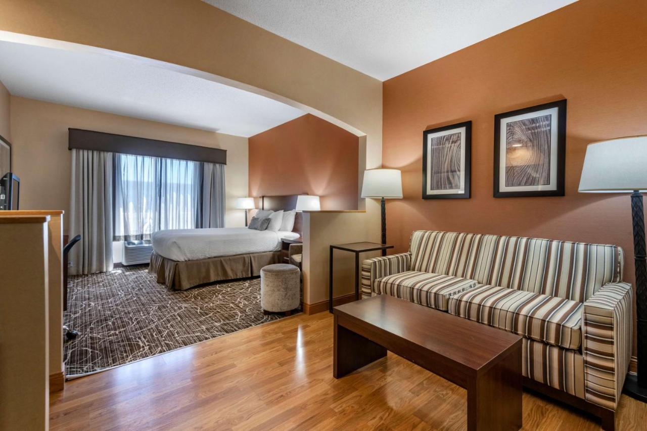 Best Western Plus Chelsea Hotel Monticello Ngoại thất bức ảnh