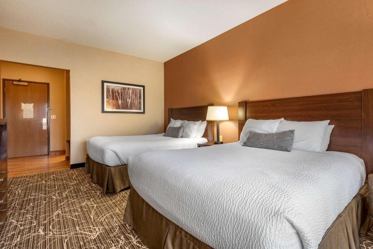Best Western Plus Chelsea Hotel Monticello Ngoại thất bức ảnh