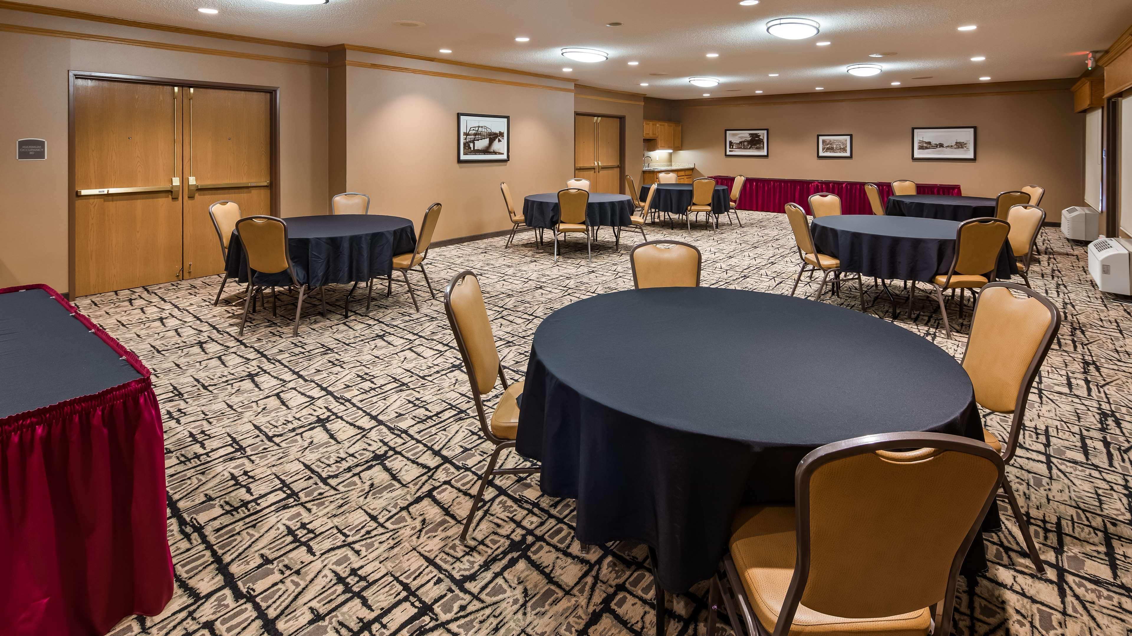 Best Western Plus Chelsea Hotel Monticello Ngoại thất bức ảnh