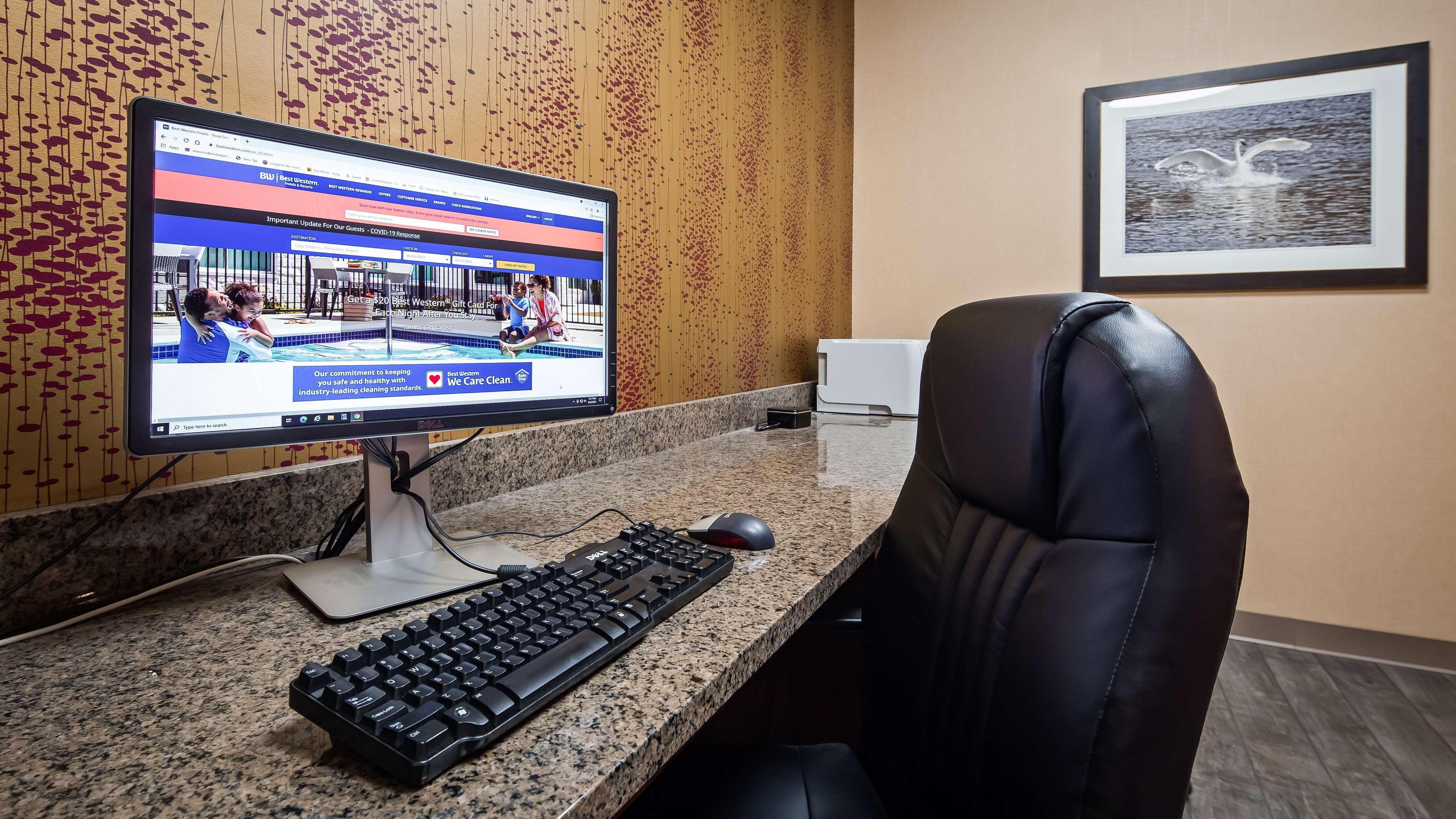 Best Western Plus Chelsea Hotel Monticello Ngoại thất bức ảnh