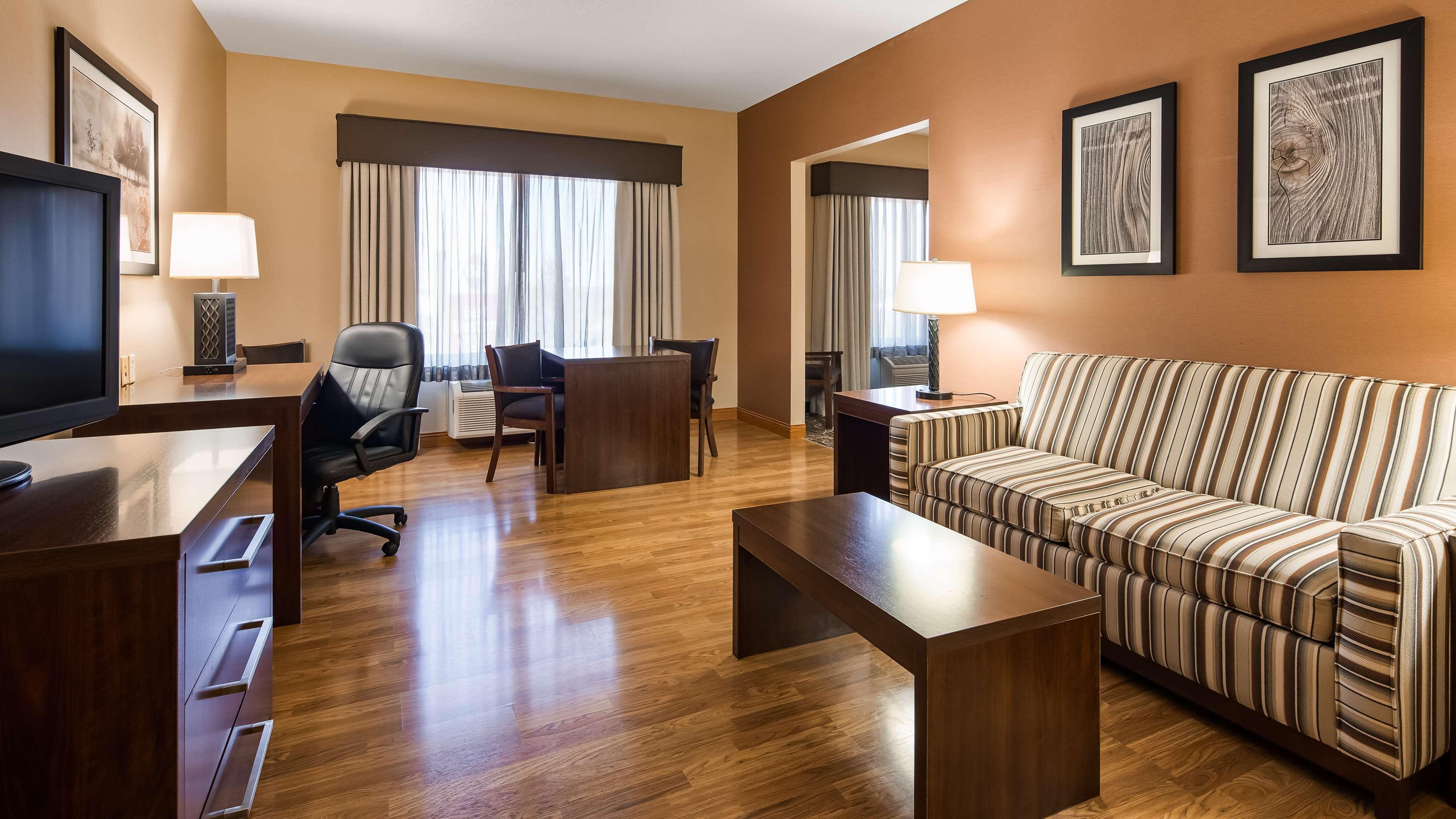 Best Western Plus Chelsea Hotel Monticello Ngoại thất bức ảnh